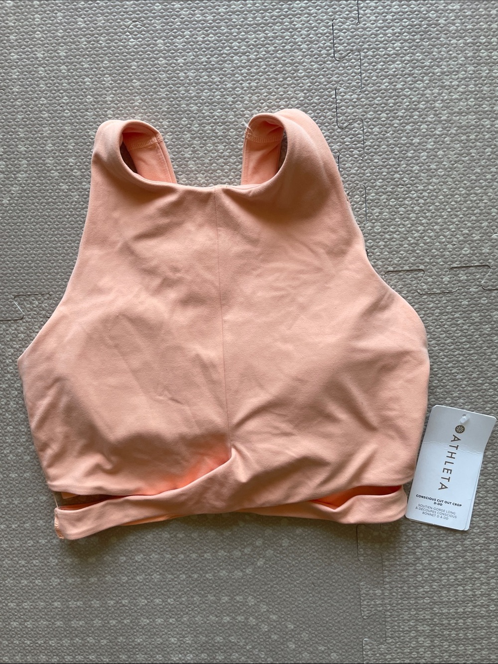 Athleta Conscious Cut Out Crop D-DD Size M NWT